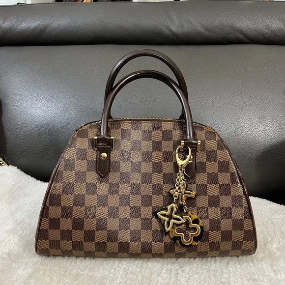 Louis Vuitton Ribera MM - Picture 2 of 15